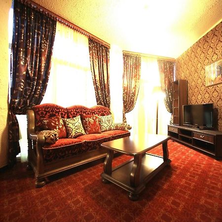 אוזהורוד Hotel Kilikiya חדר תמונה